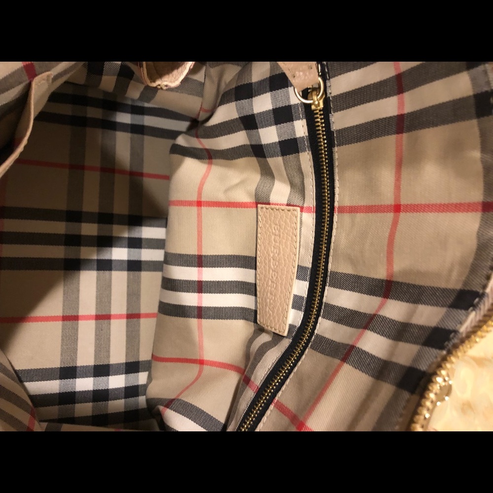 Burberry beige bucket bag - Picture 4 of 6